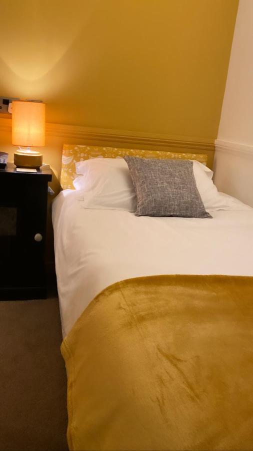 Old Rectory Country Hotel Crickhowell Ngoại thất bức ảnh